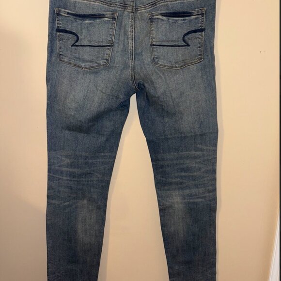 American Eagle Super Stretch Distressed Jeans Women’s 14 Long | AEO Denim X - Picture 8 of 9